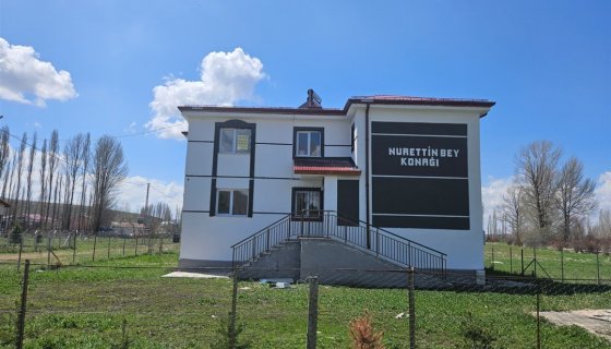 Karşıyaka Mahallesinde Satılık 2 Katlı Bahçeli Müstakil Ev